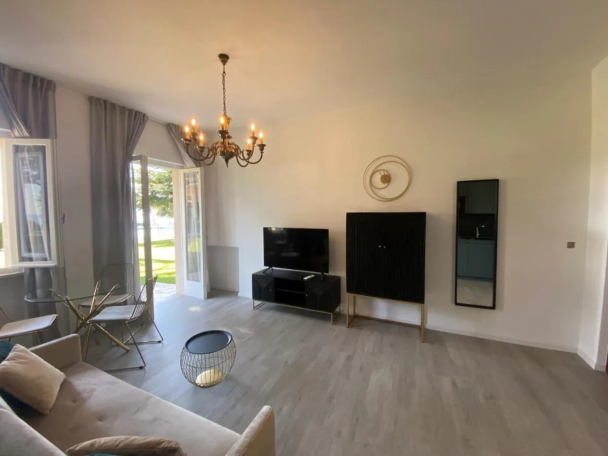 Boutiqueapartment Terrazza Cavaion Veronese Italia
